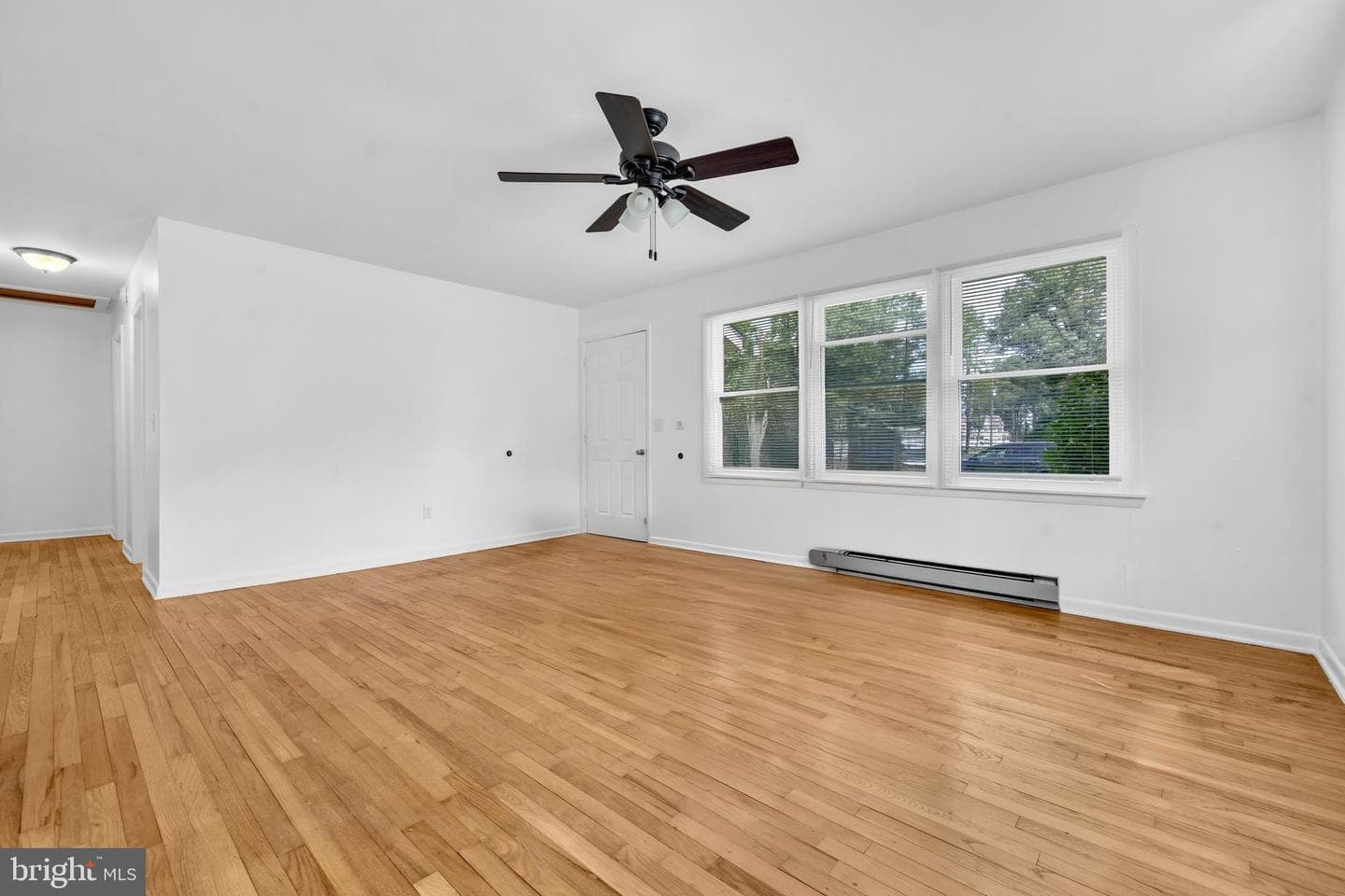 300 Talbot Road photo 11