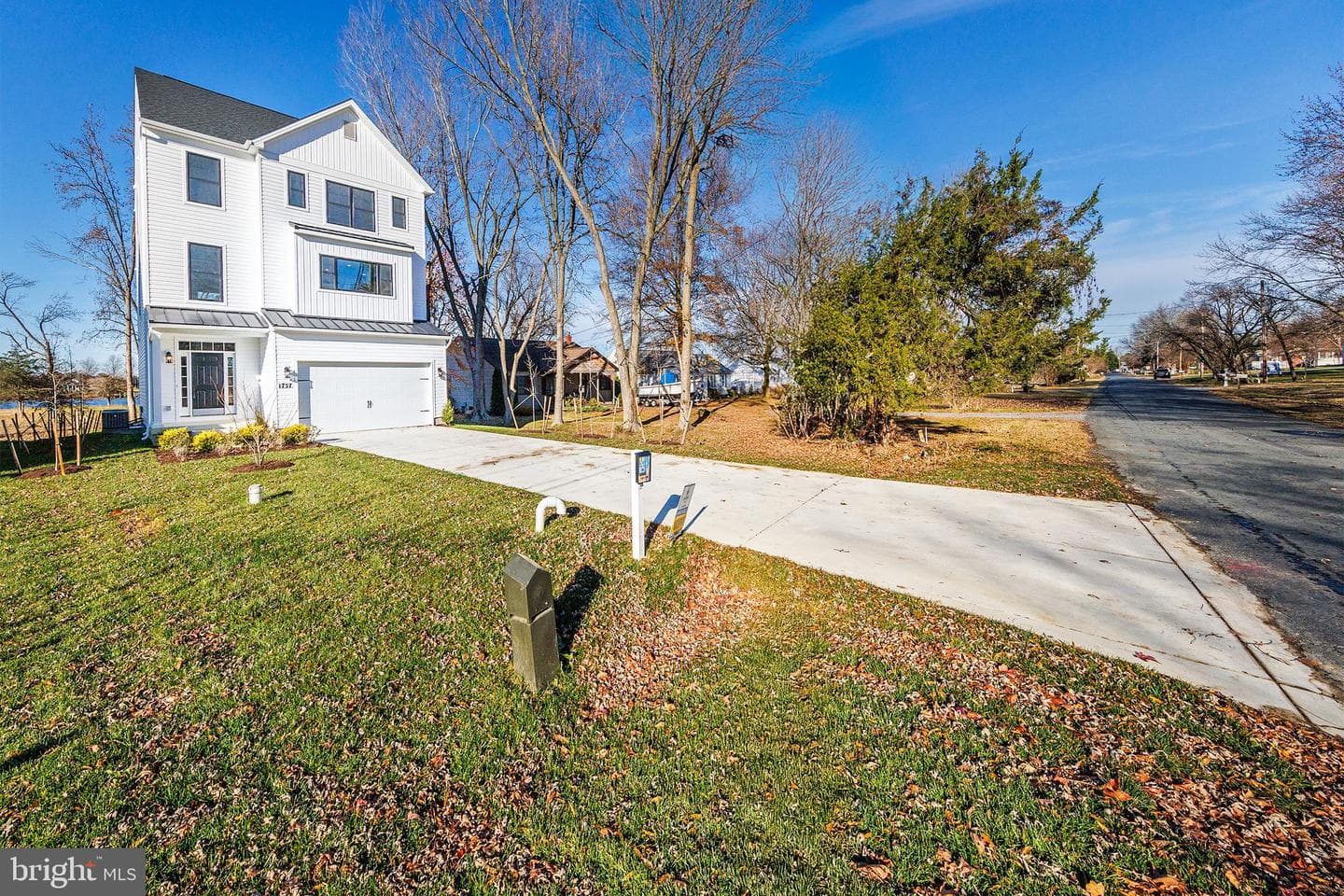 1757 Harbor Drive photo 6