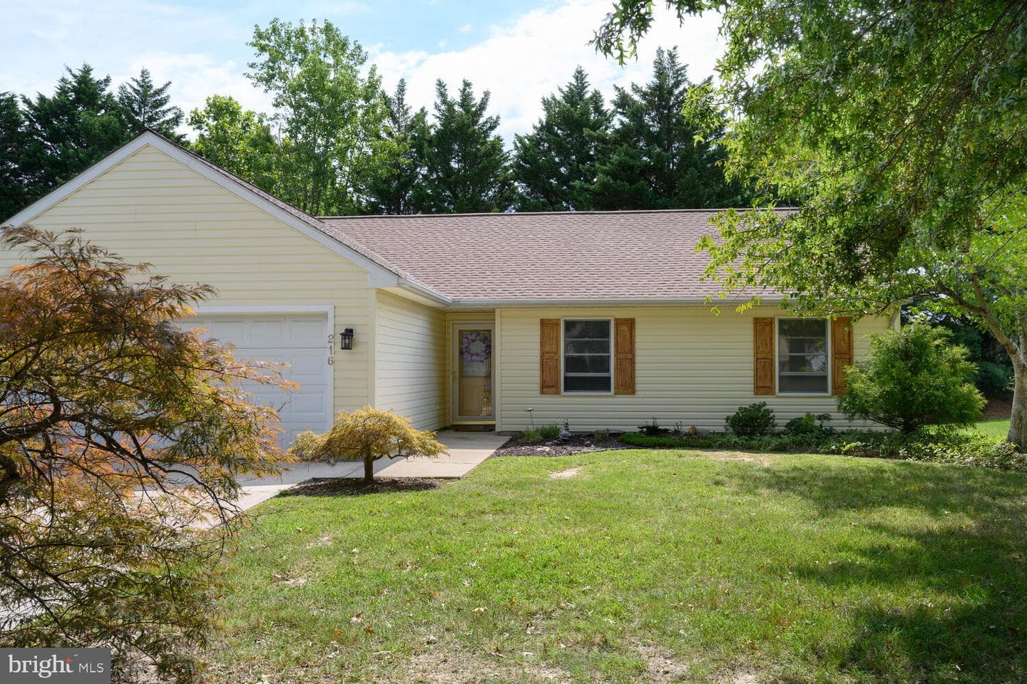 216 Olde Point Lane photo 2