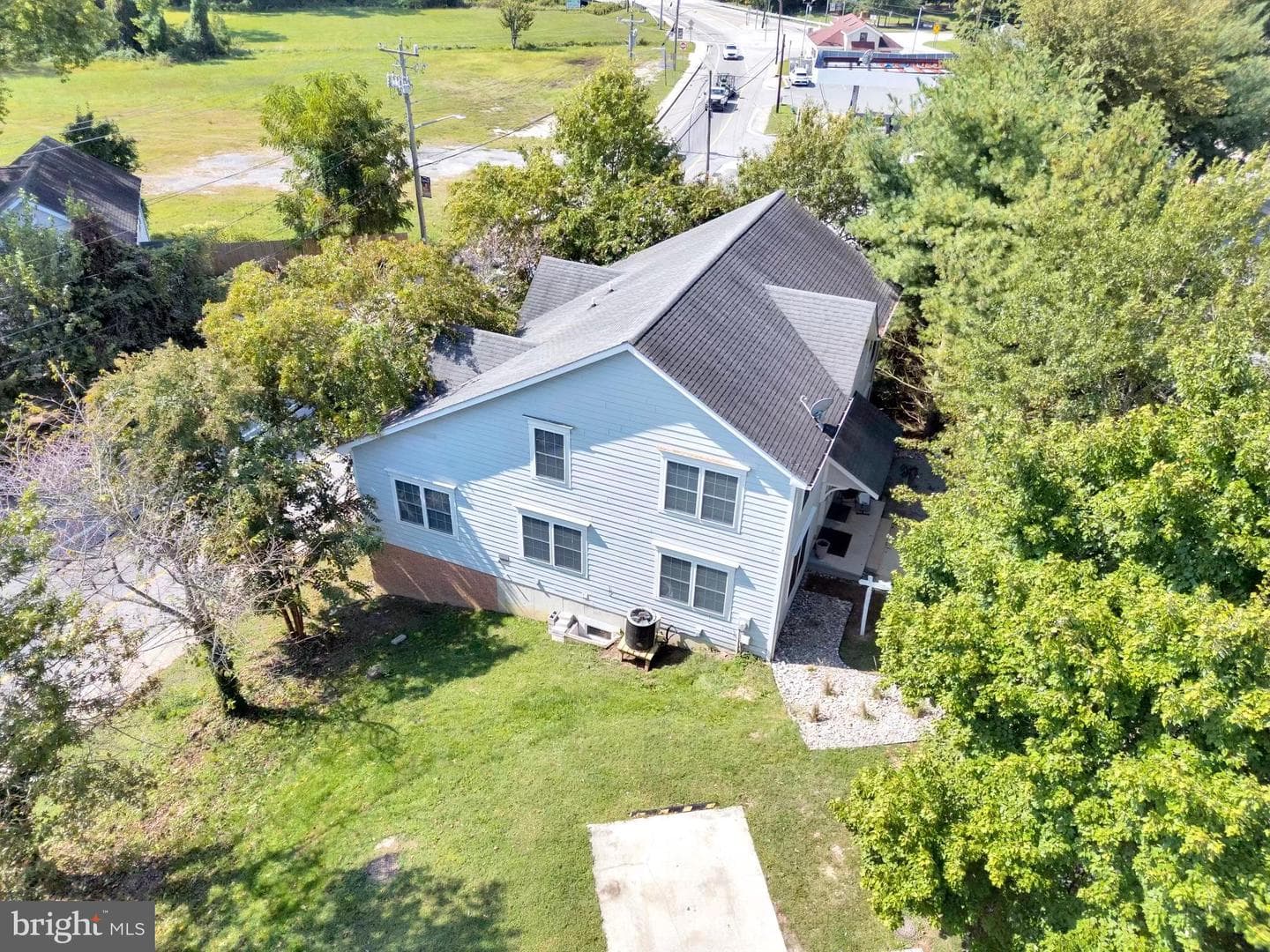 202 Ridgeview Court photo 40
