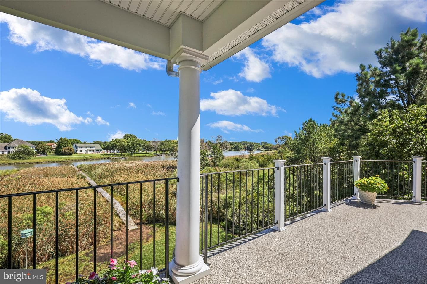 635 Dominion Road photo 15
