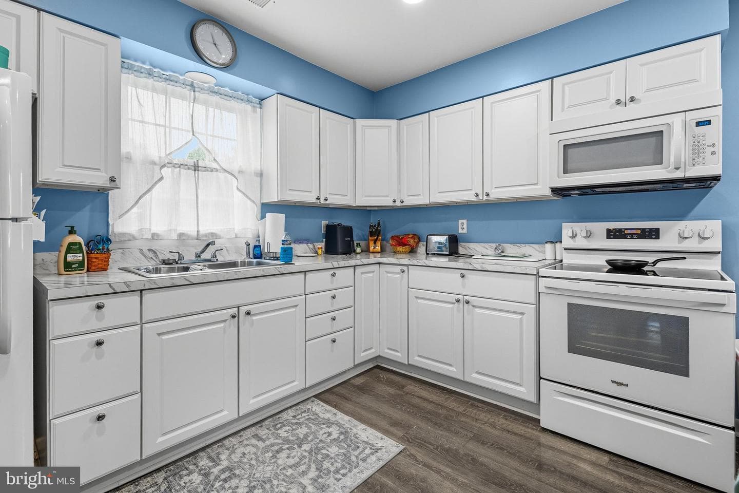 127 Price Street photo 9