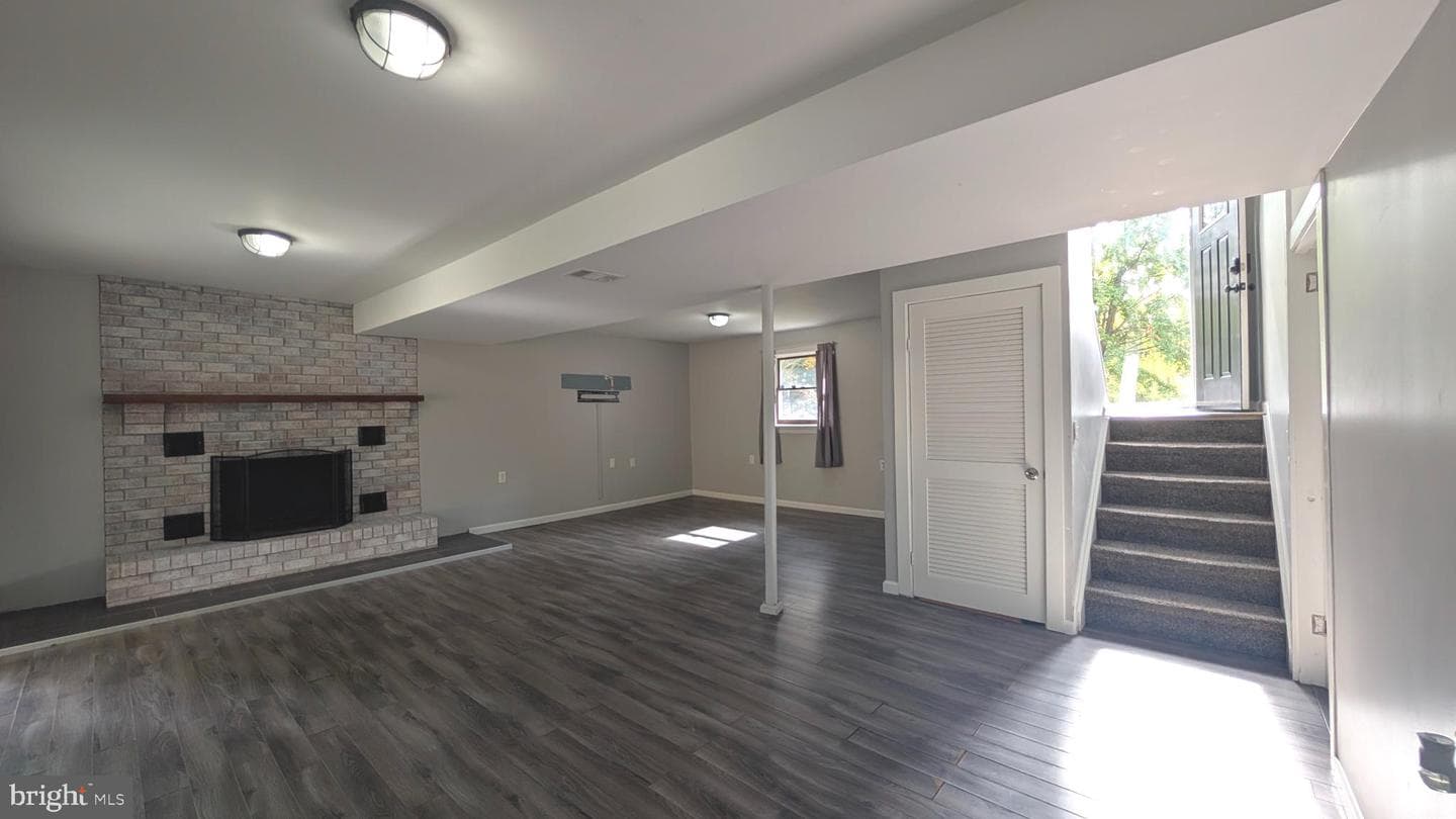 922 Petinot Place photo 37