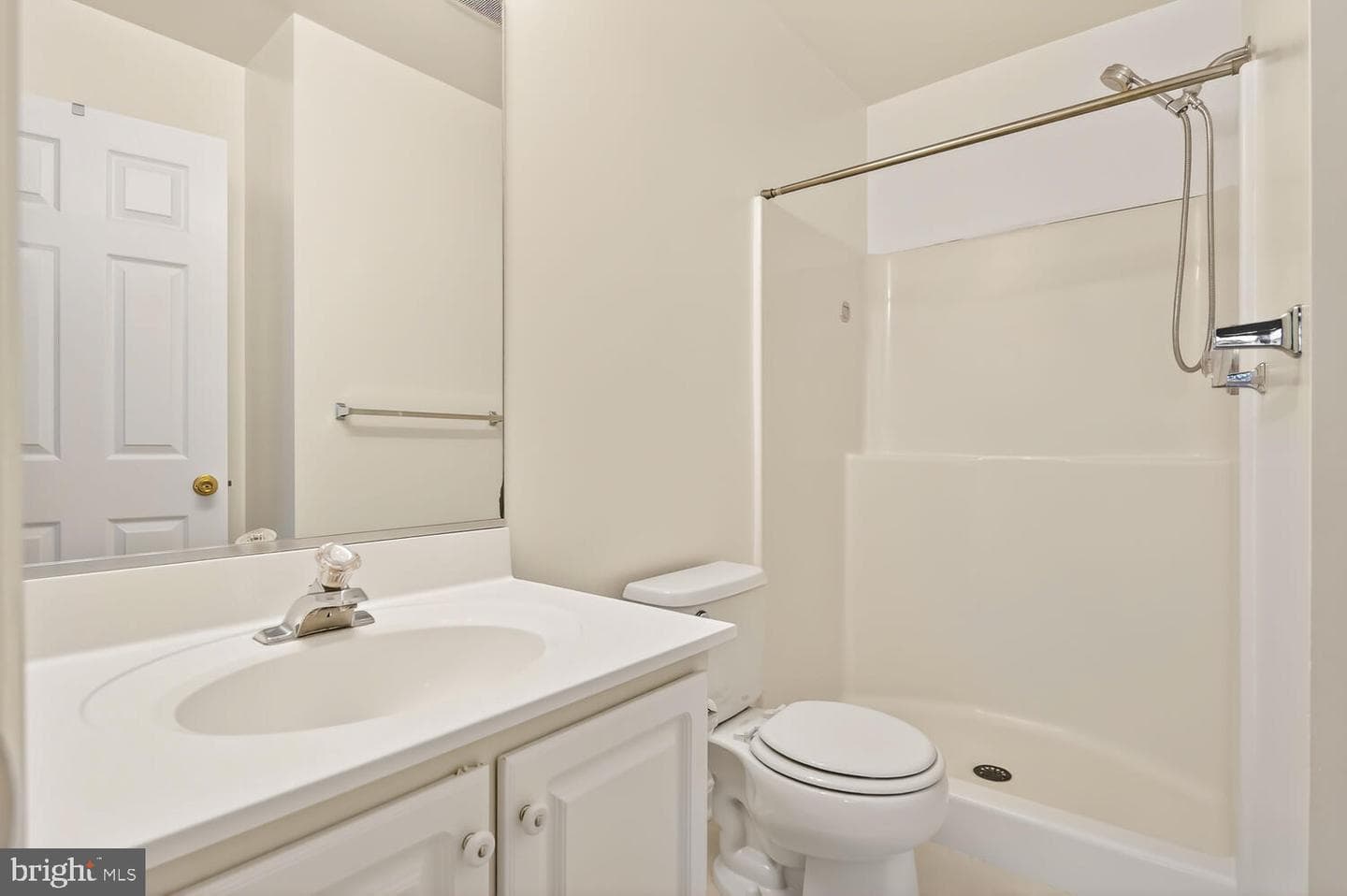 54 Queen Caroline Court photo 17
