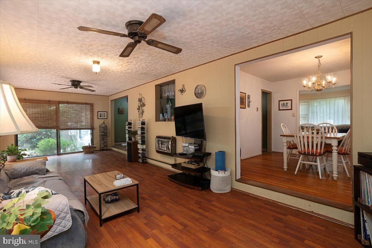 121 Primrose Road photo 5