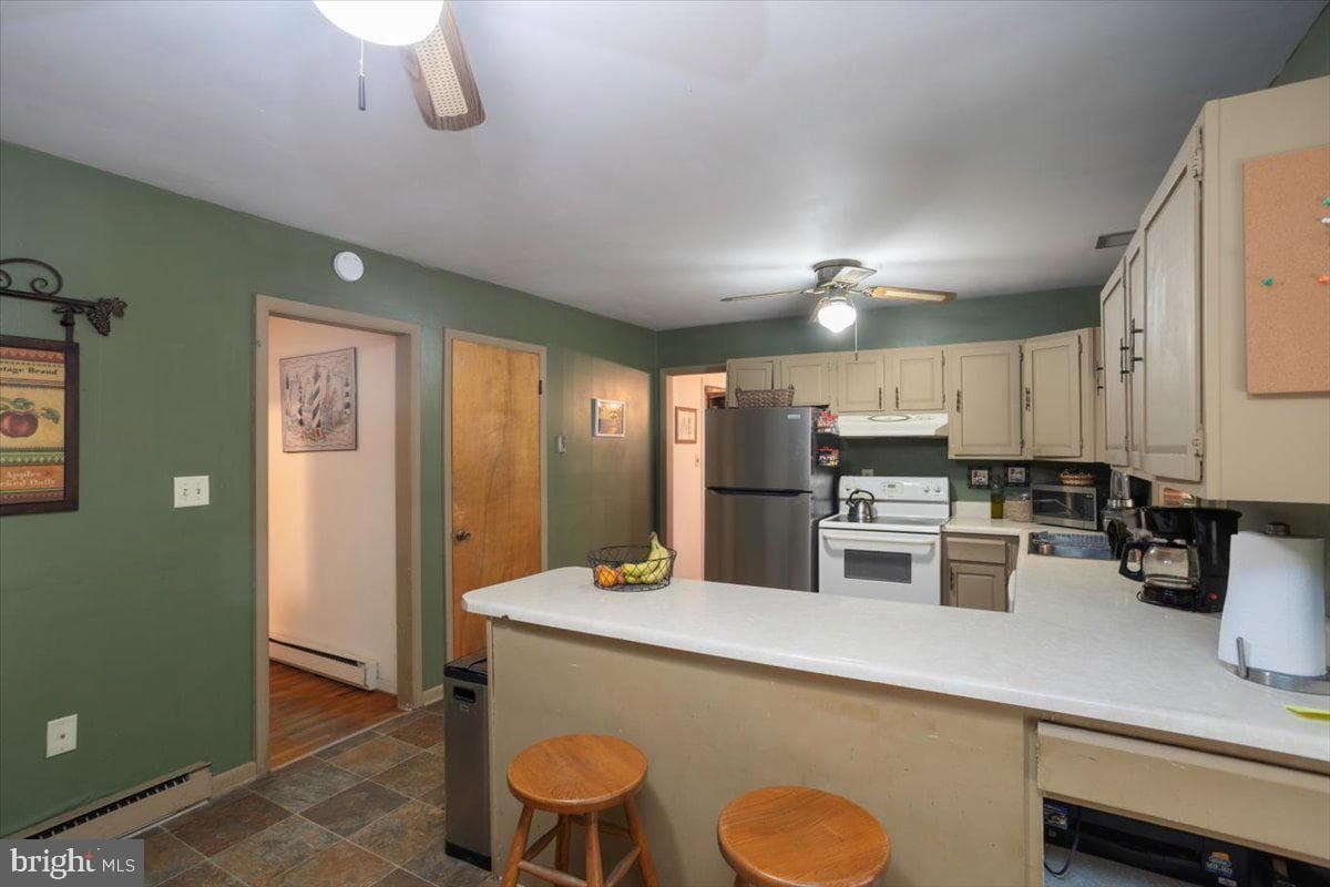 121 Primrose Road photo 9