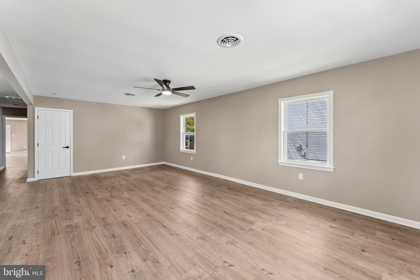 1906 Harbor Drive photo 12