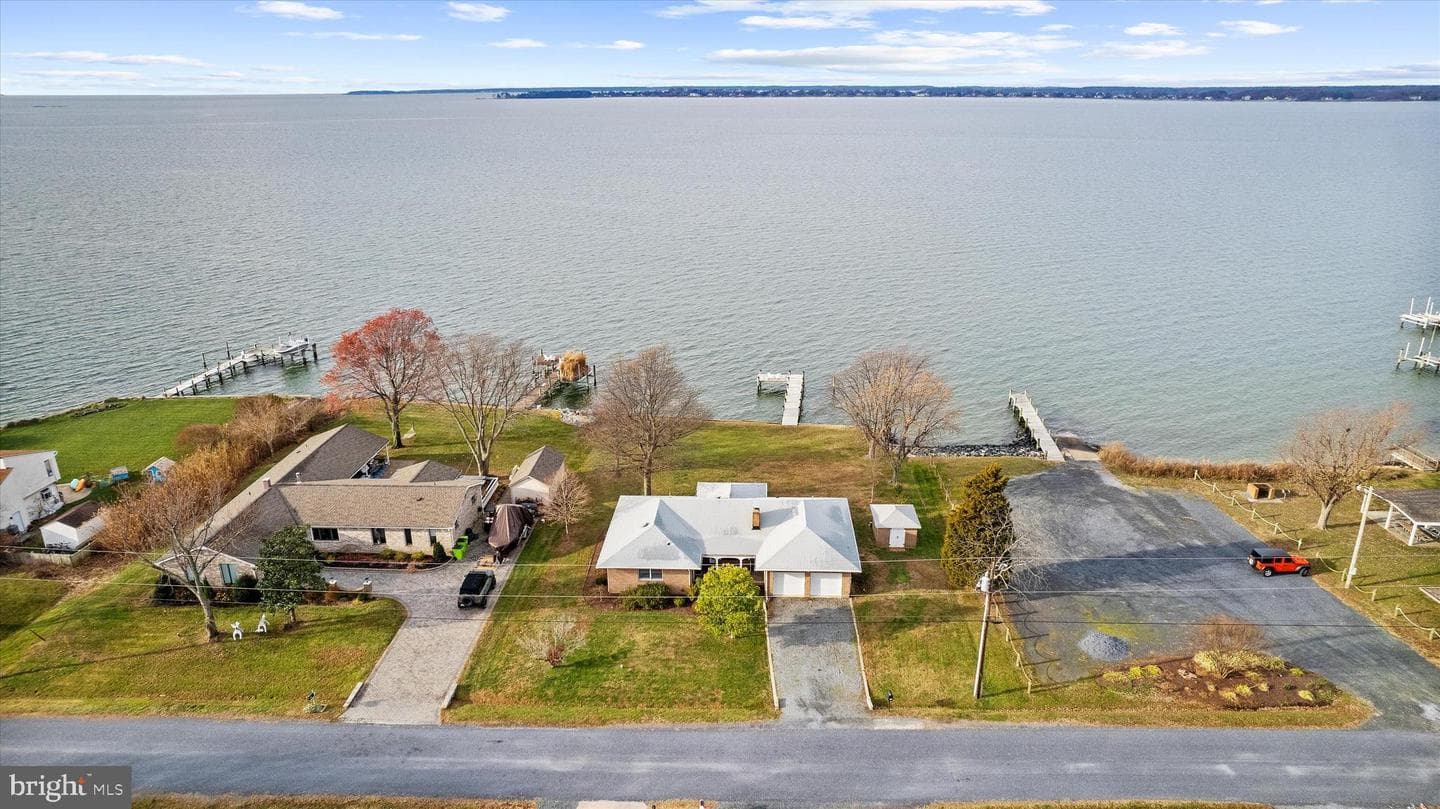 1704 Bayside Drive photo 30