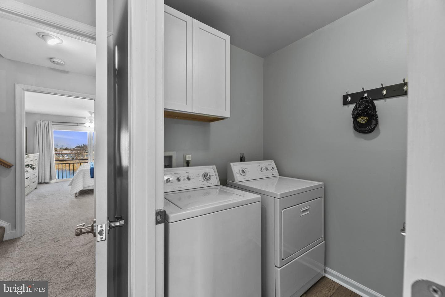 902 Oyster Cove Drive photo 29