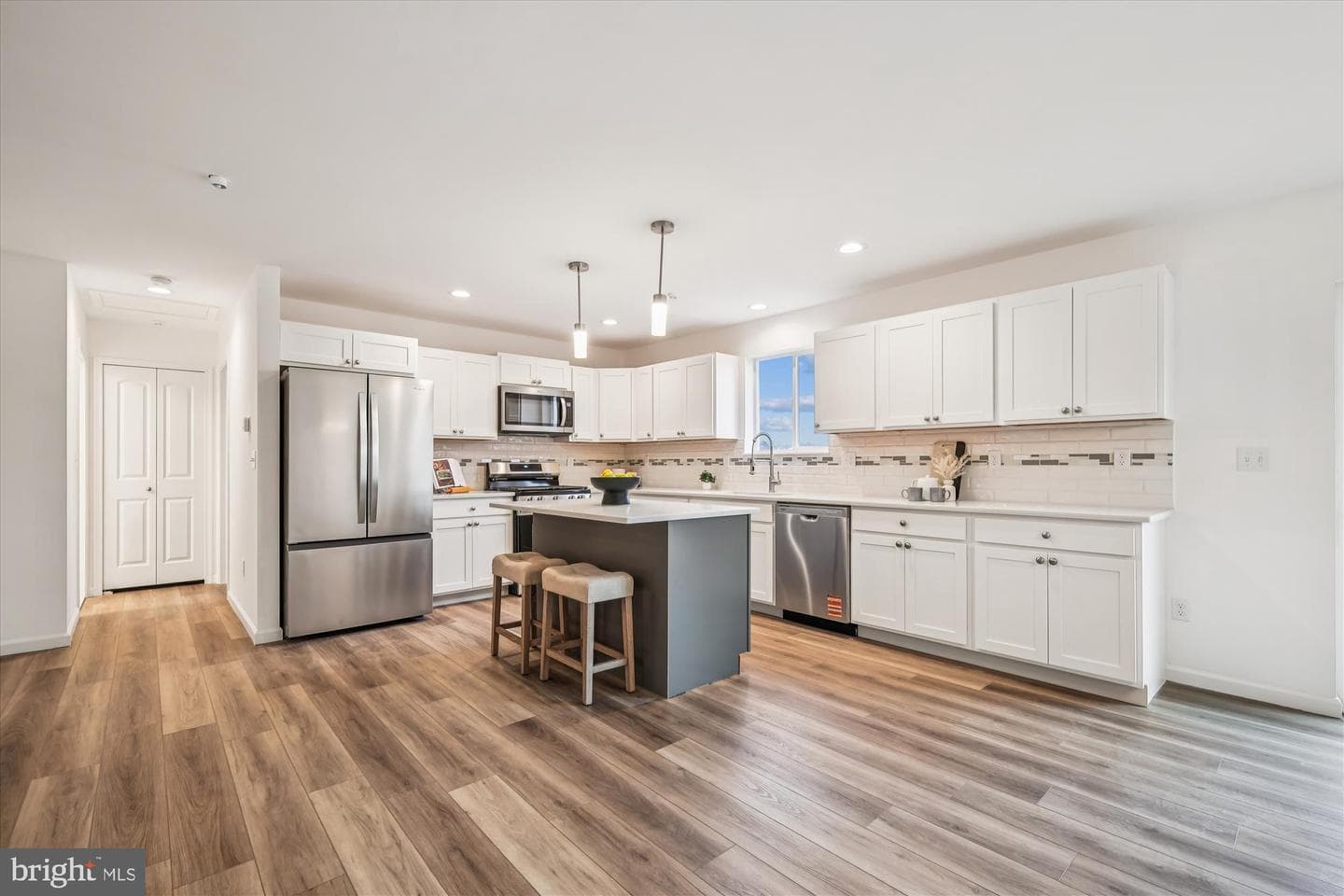 325 Greenspring Road photo 14