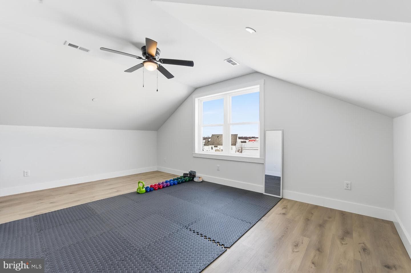 114 Piper Court photo 46