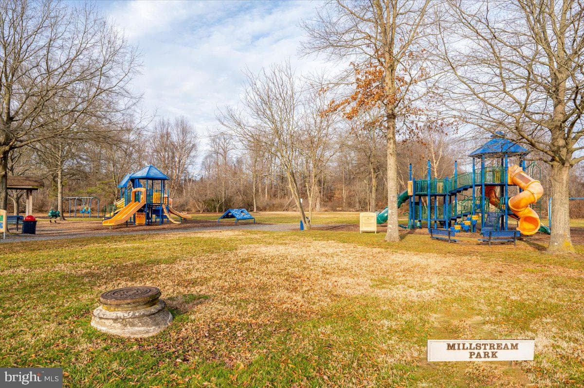 138 Cool Meadow Drive photo 56