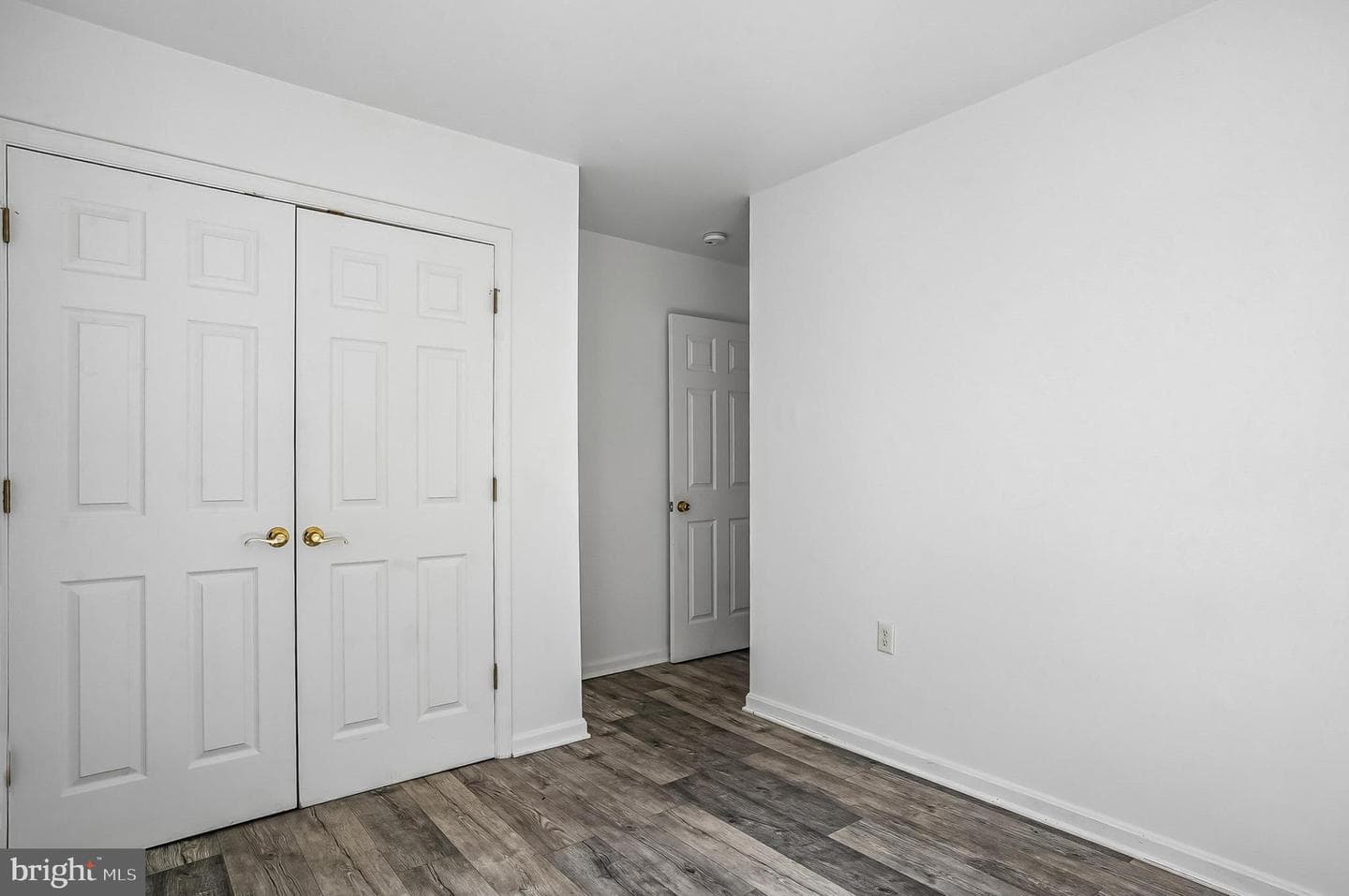 1025 Dundee Ct photo 32