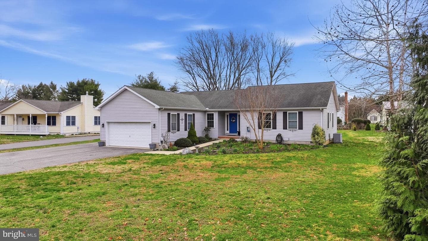 2920 4h Park Road photo 2