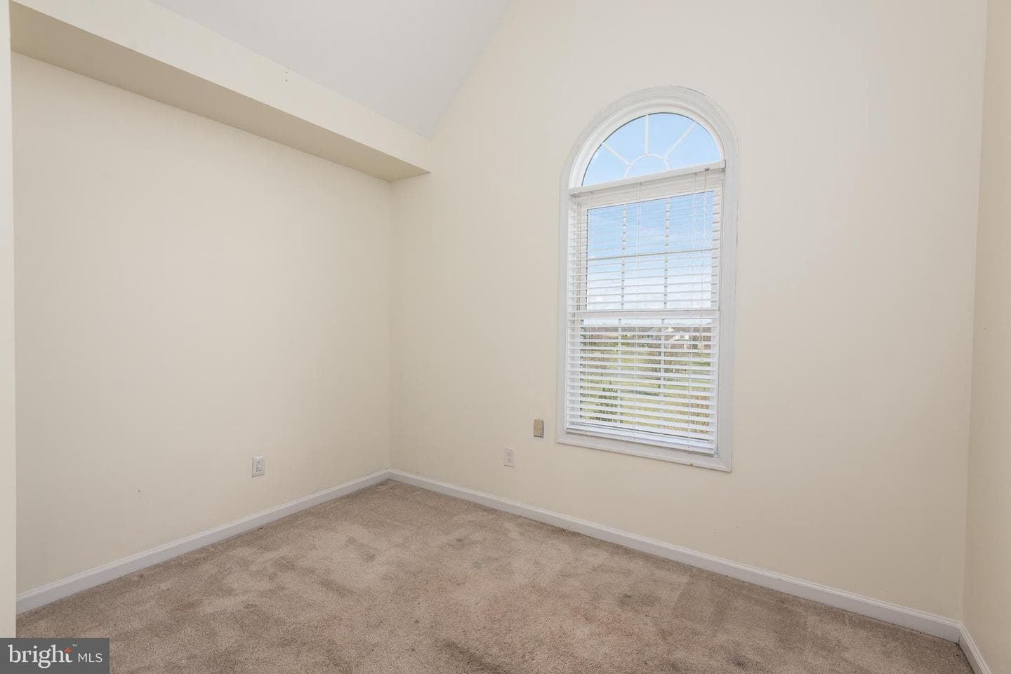 124 Piper Court photo 25