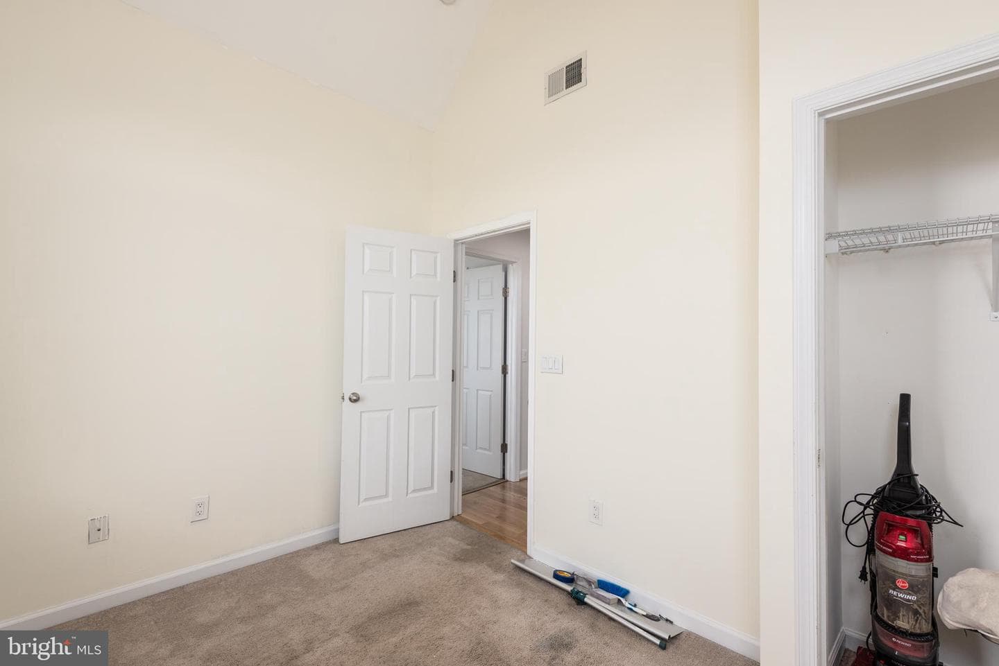 124 Piper Court photo 26