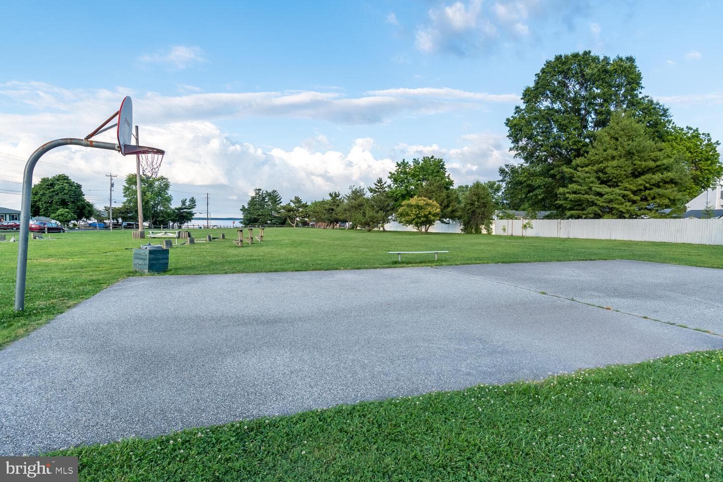 808 Cloverfields Drive photo 51