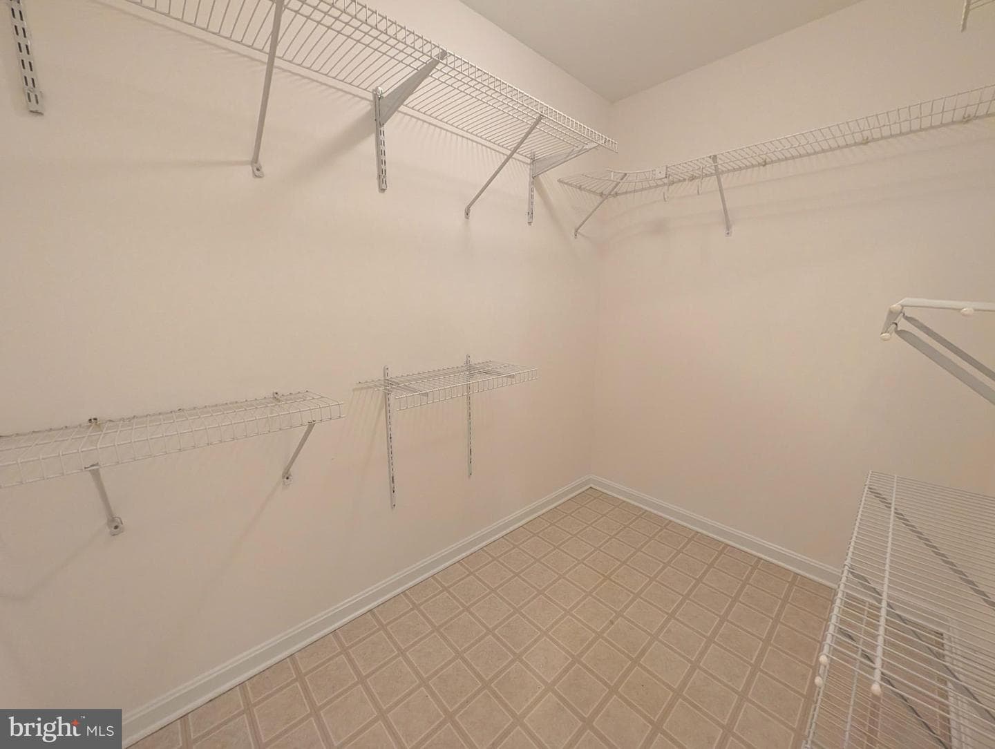 704 Cloverfields Drive photo 14