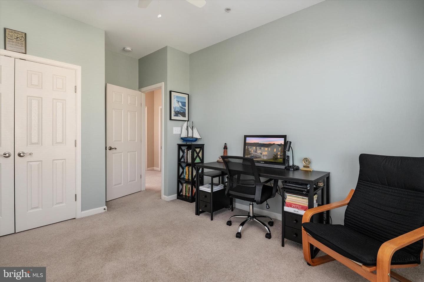 111 Keenan Way photo 33