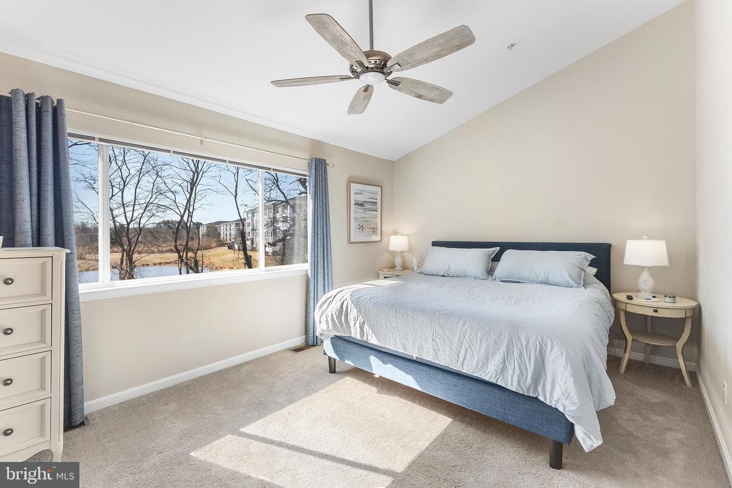 54 Queen Caroline Court photo 28