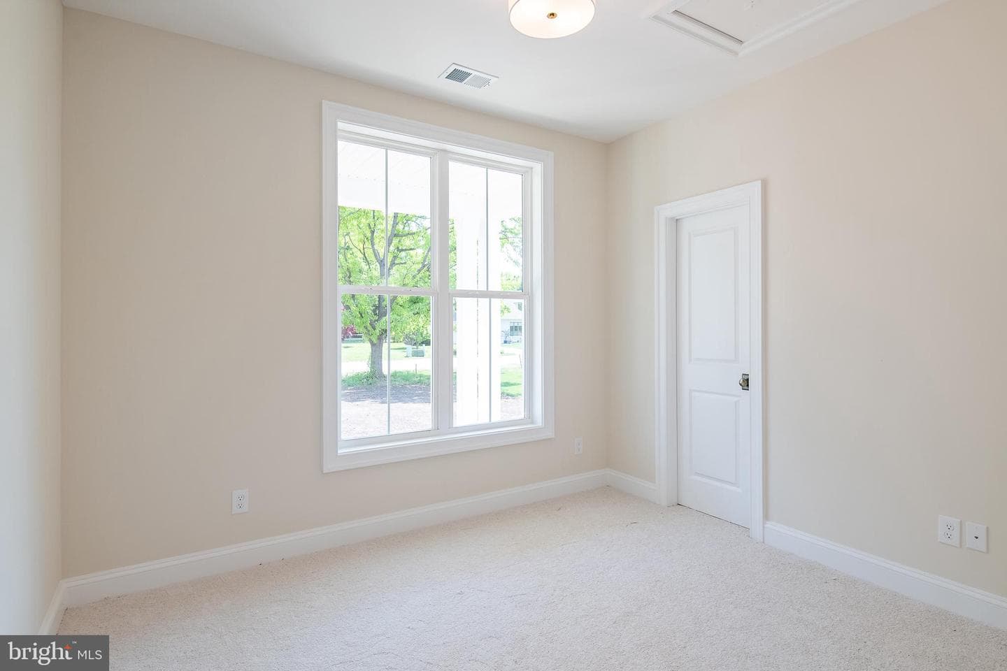 410 5 Farms Drive photo 49