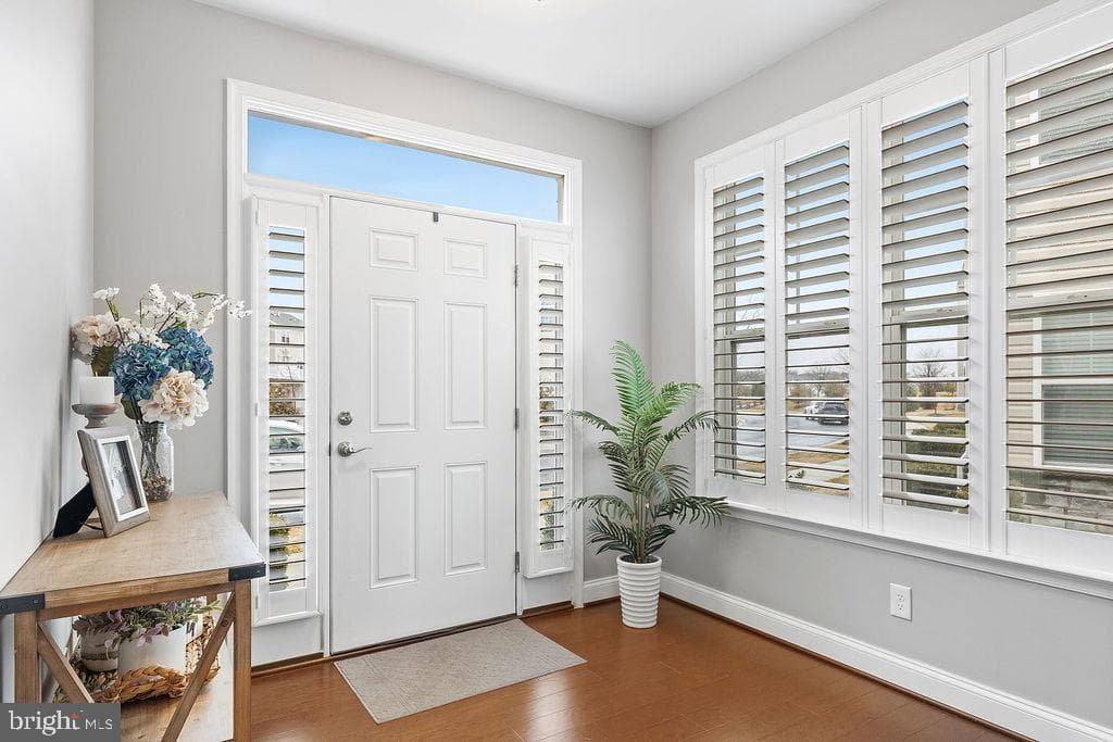 252 Mikes Way photo 3