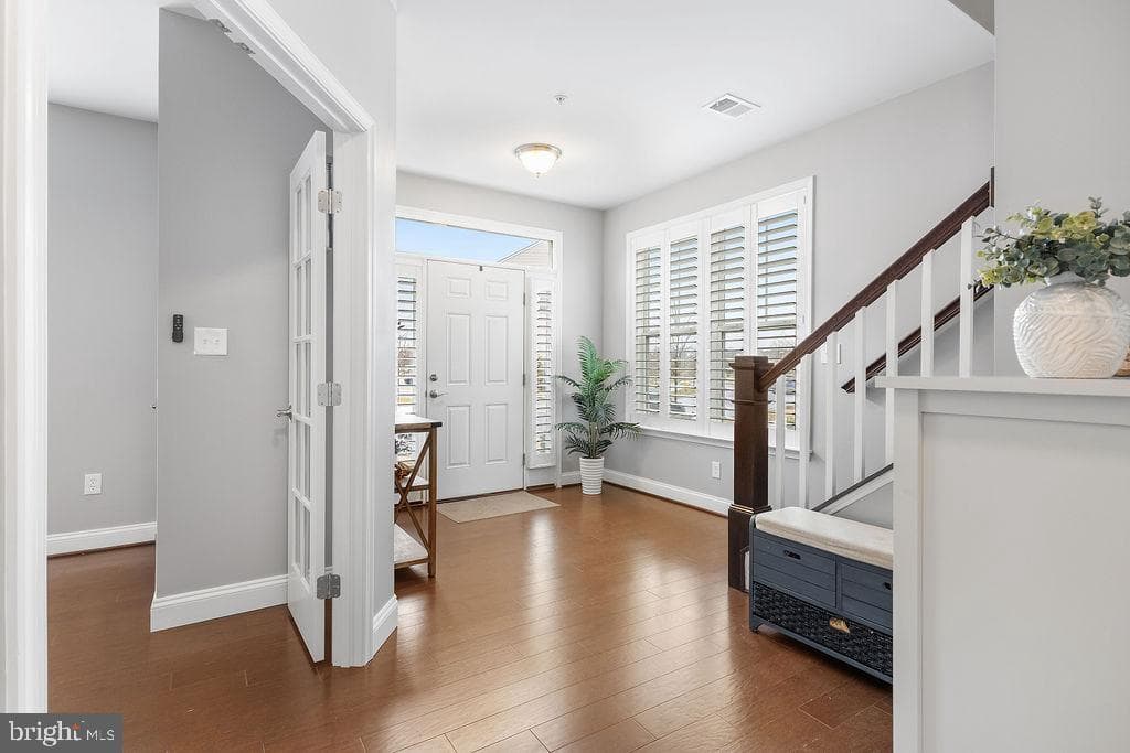 252 Mikes Way photo 5