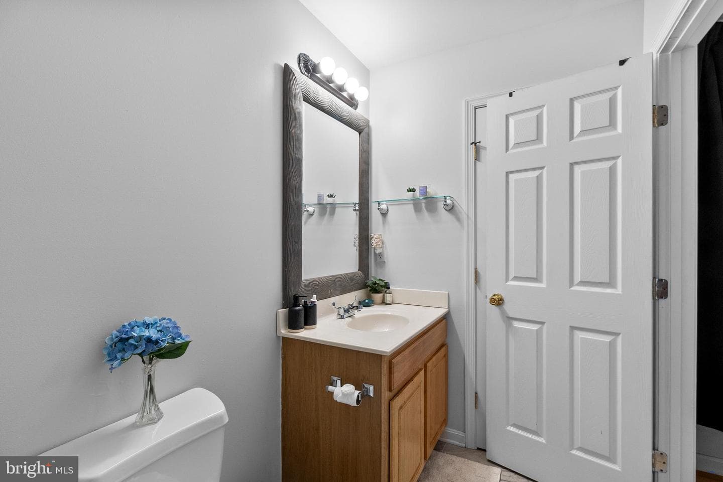 110 Holton Street photo 24