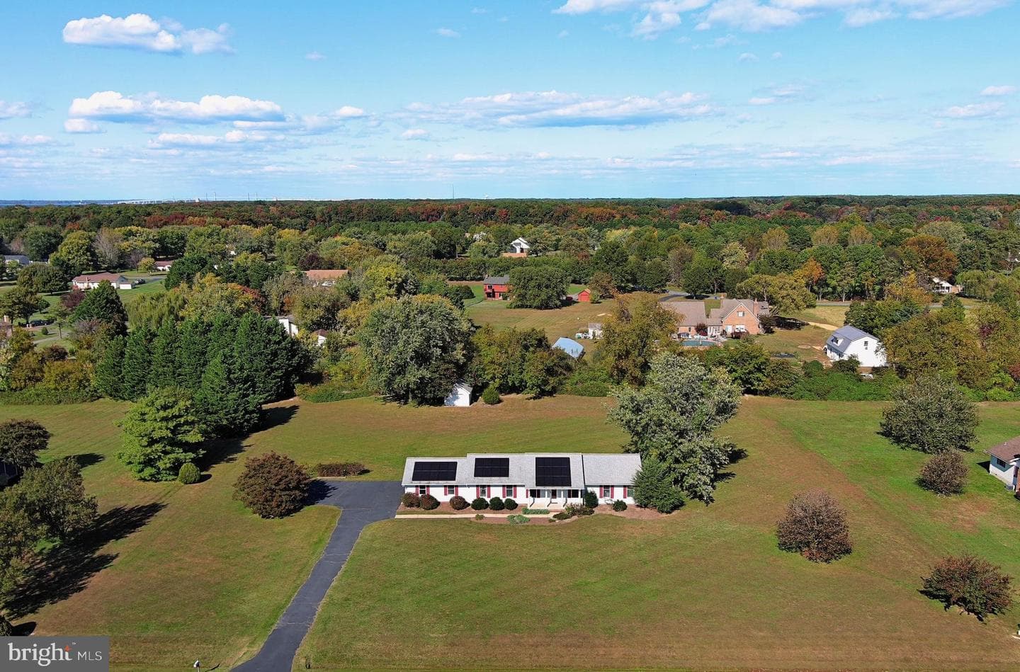 203 Wineland Way photo 2