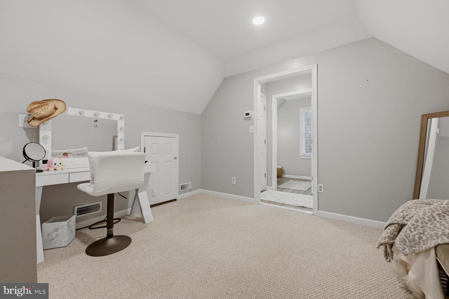 322 Prospect Bay Drive W photo 32