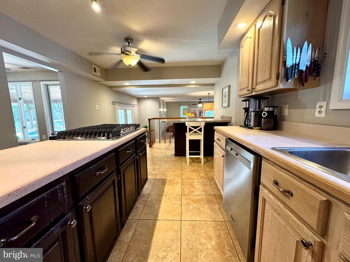 211 Queen Anne Road photo 19