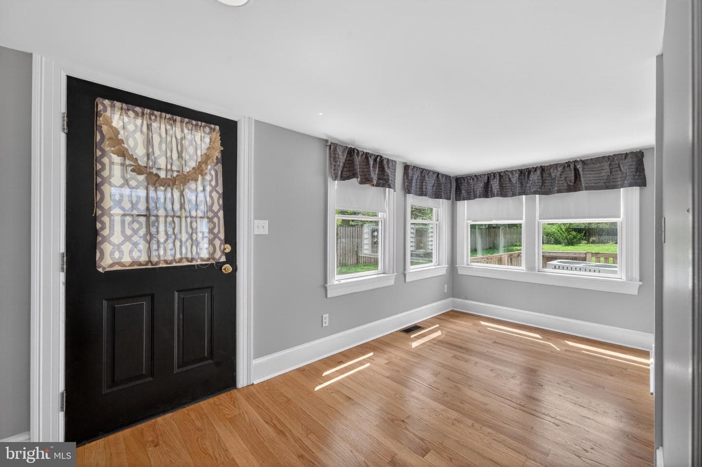 104 Kidwell Avenue photo 32