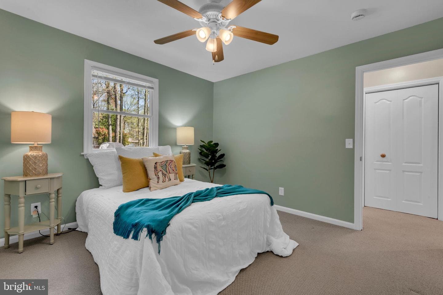 320 Mckay Road photo 24