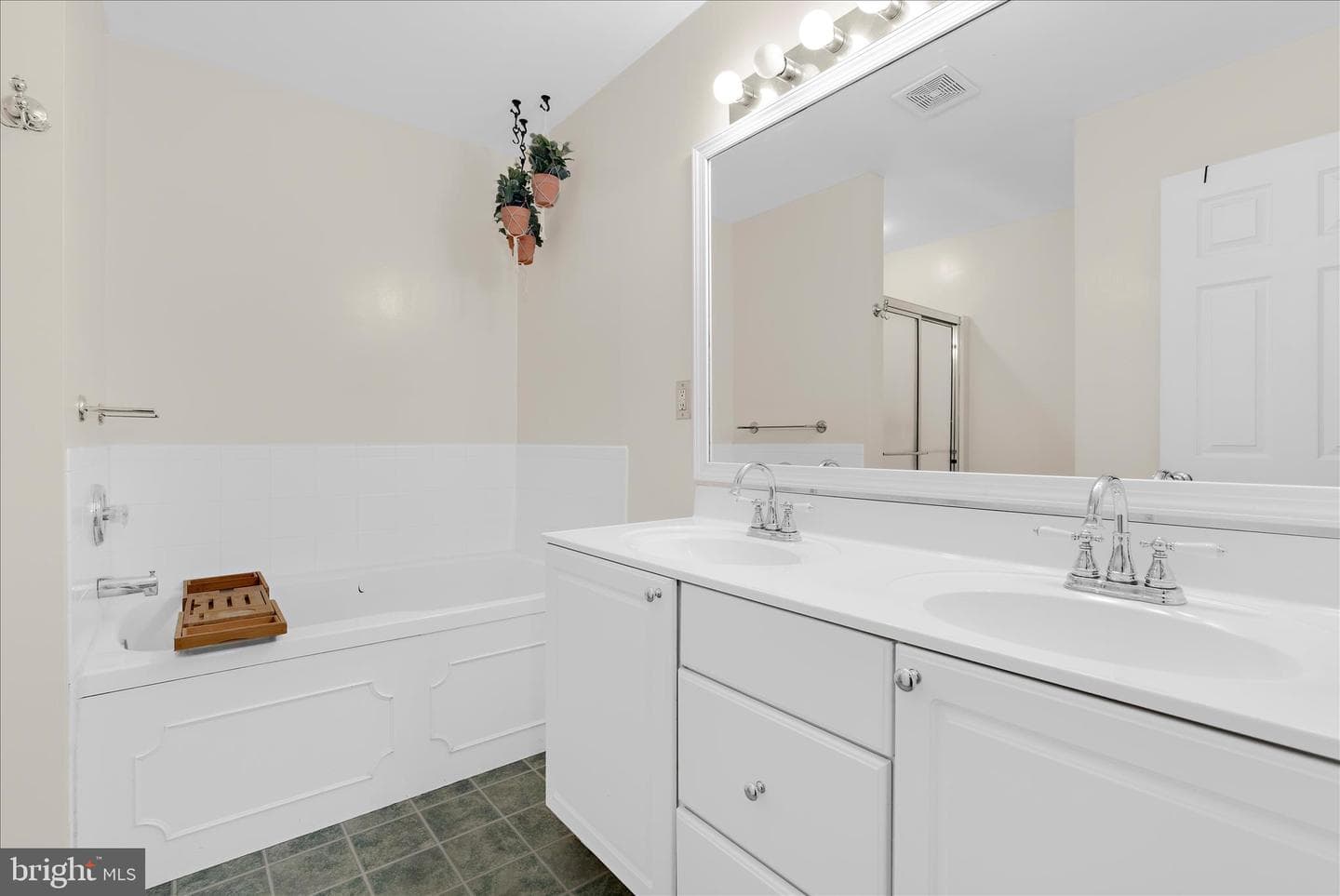 324 Kidwell Avenue photo 45