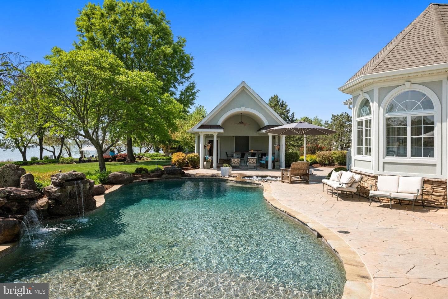 330 Serenity Lane photo 16
