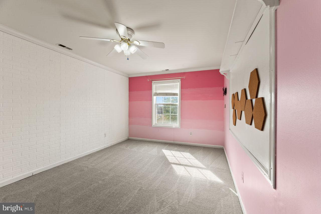 306 Overlook Drive photo 19