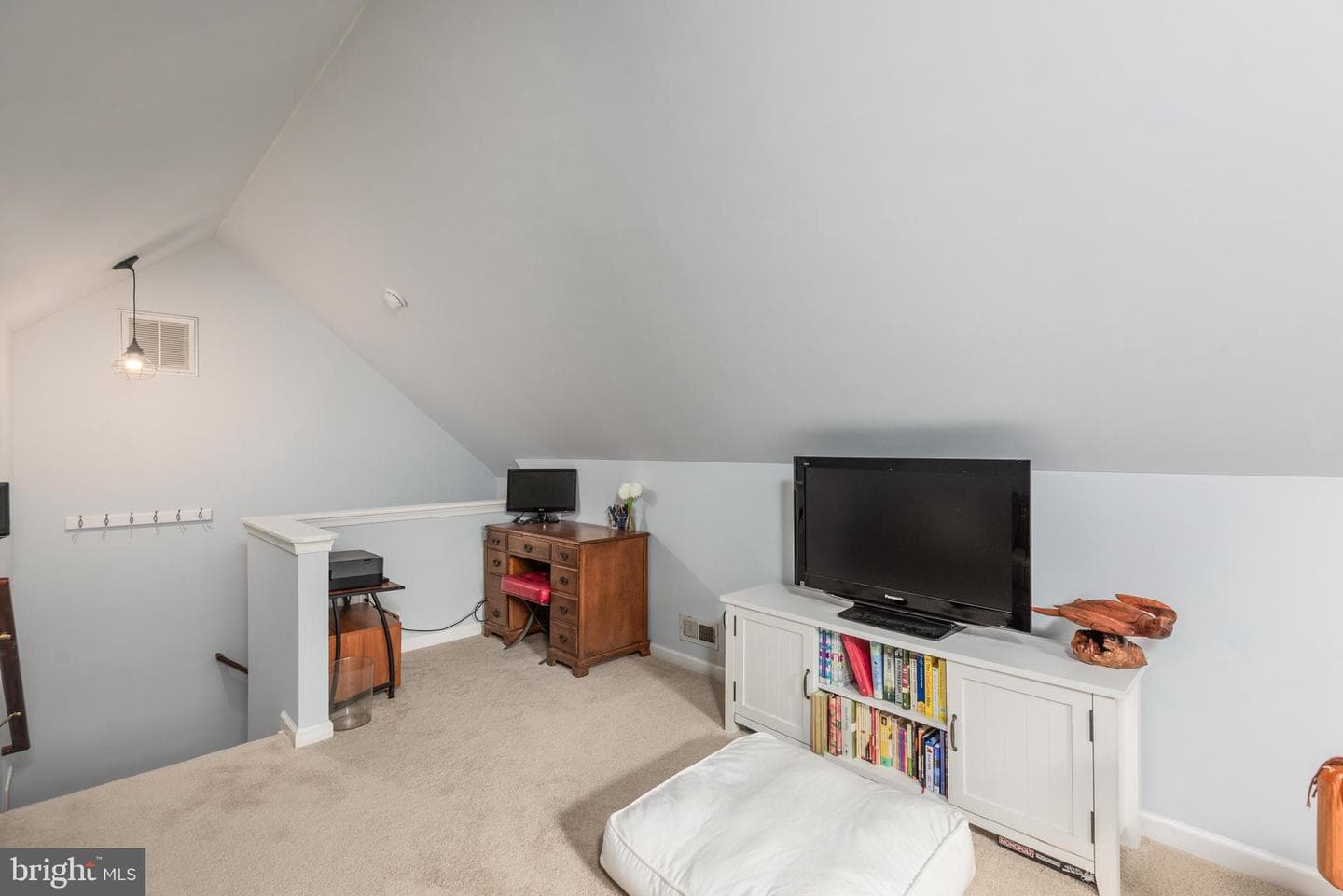 716 Cloverfields Drive photo 23