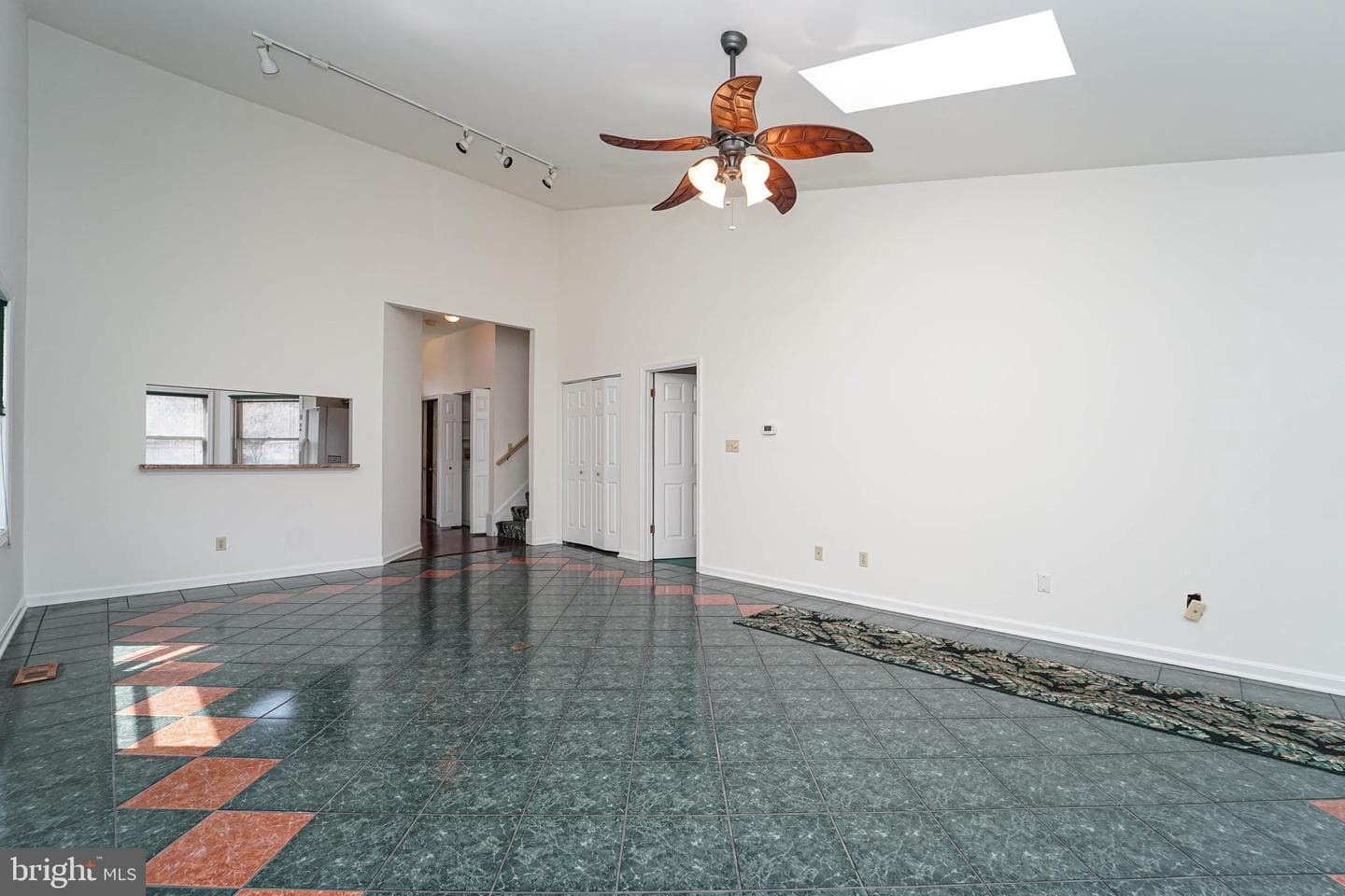 7009 Bridgepointe Drive photo 25
