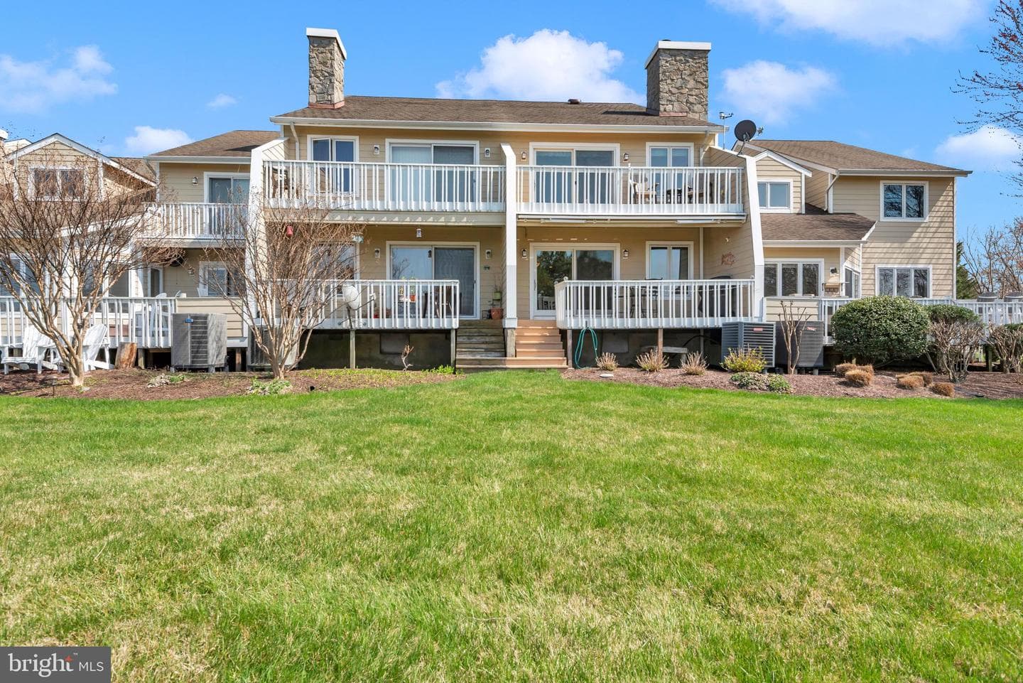 114 Bayview photo 50