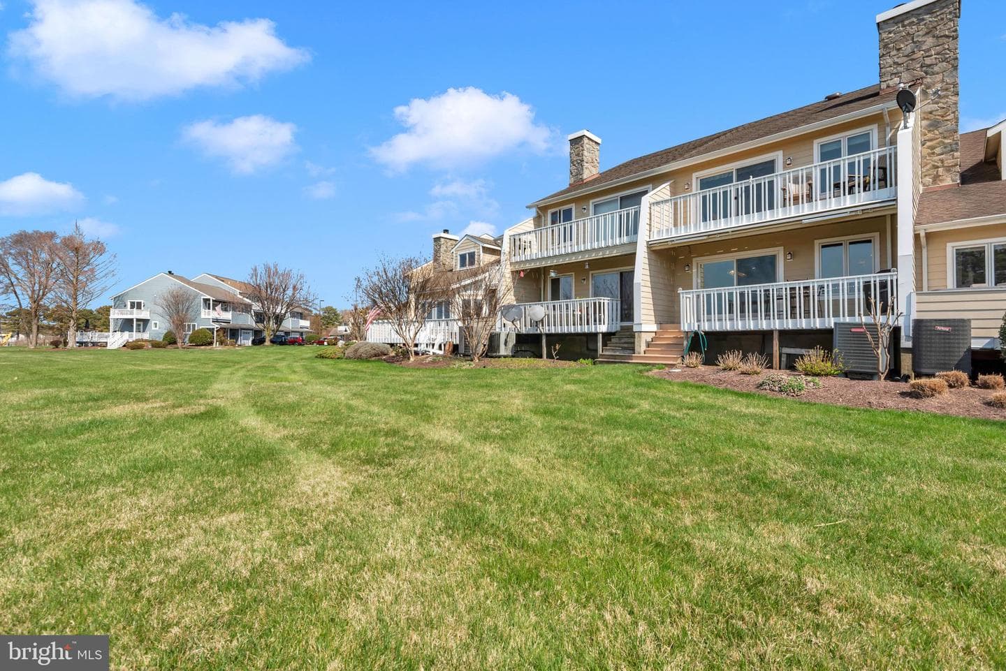 114 Bayview photo 51