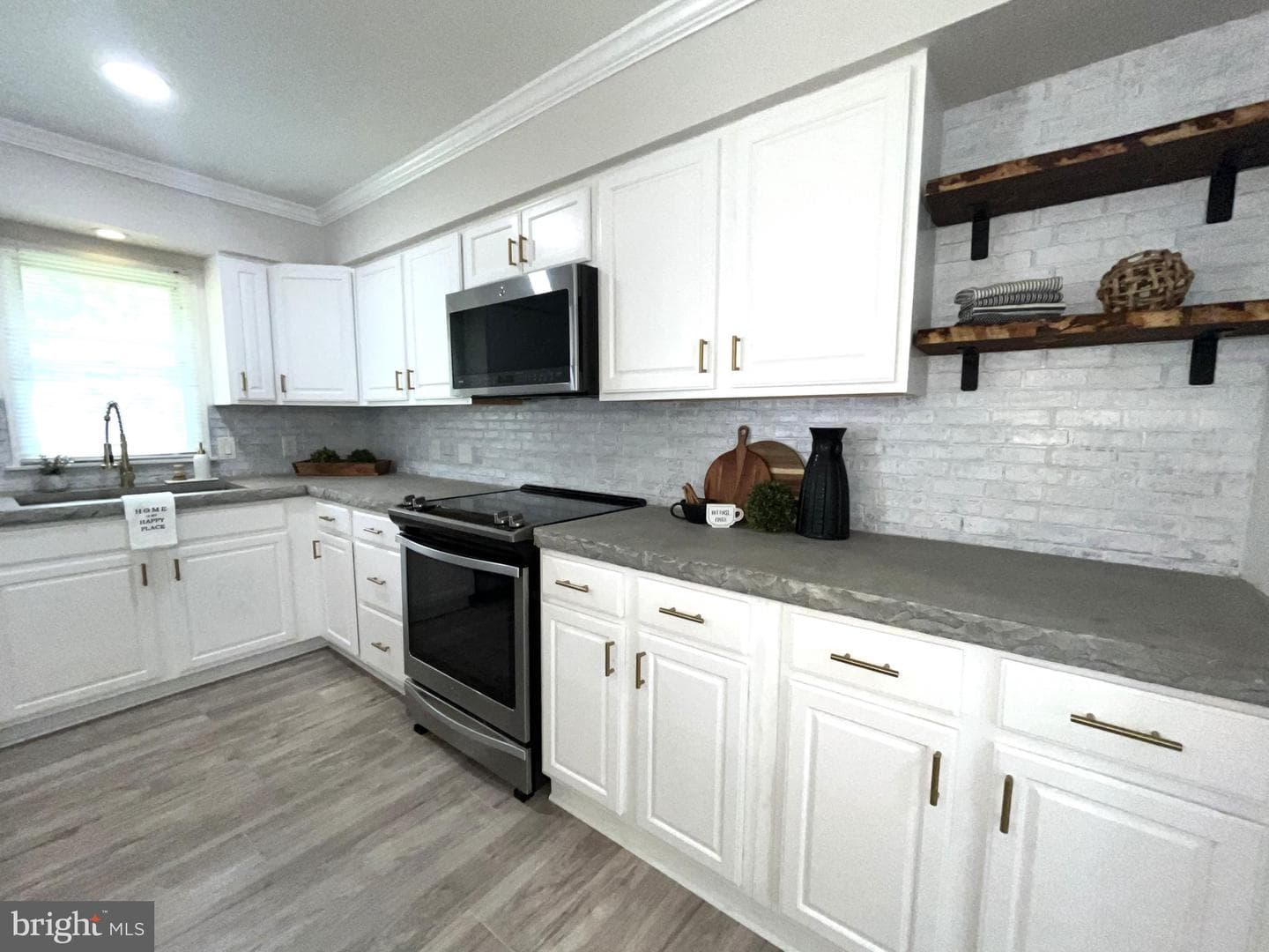 107 Whitby Lane photo 16
