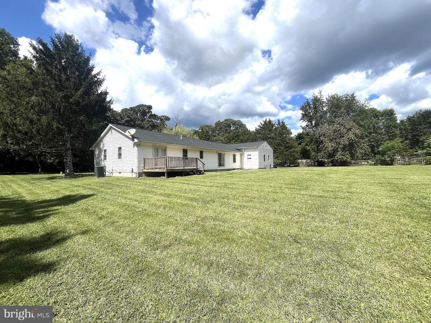 107 Whitby Lane photo 51