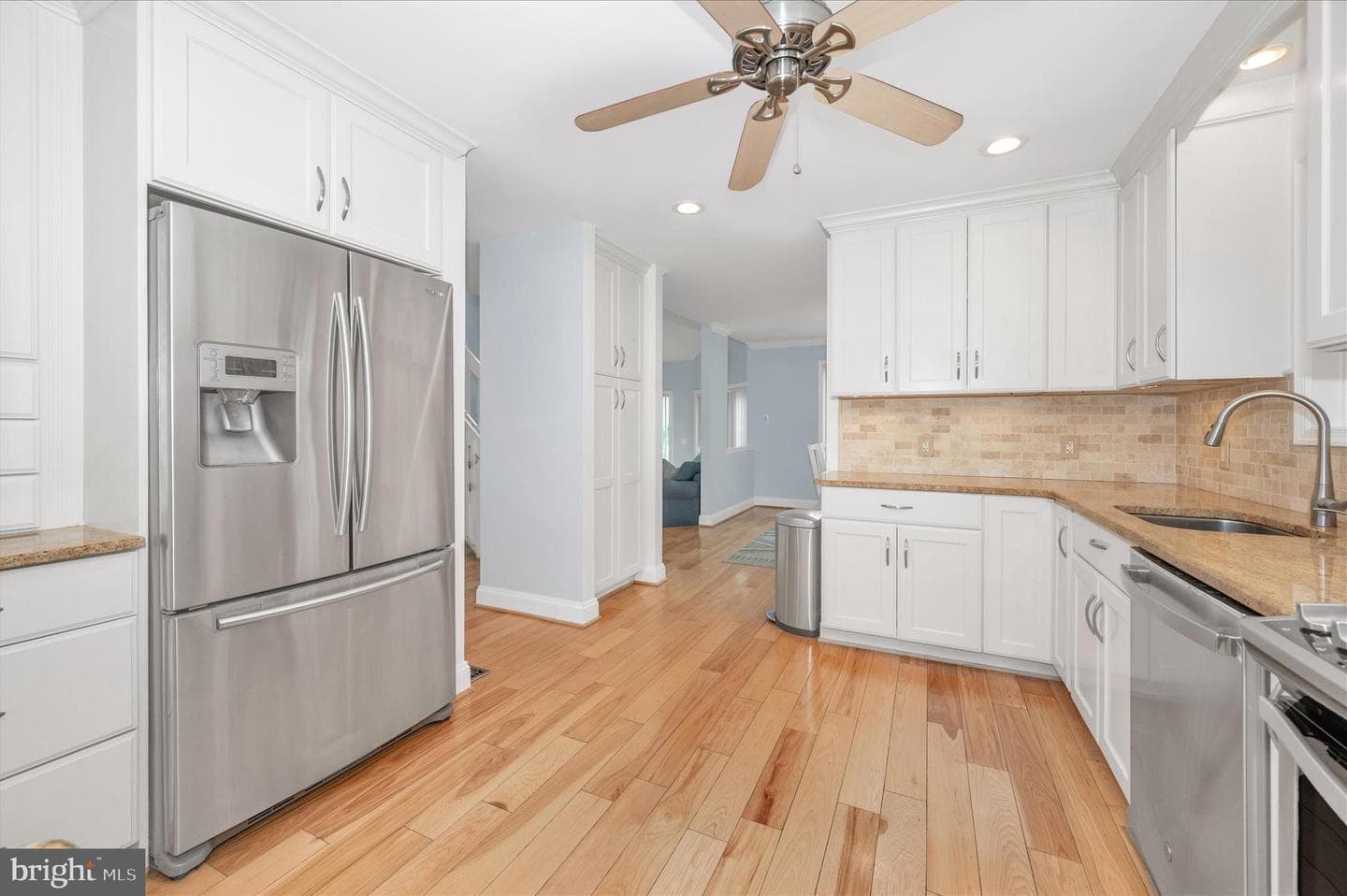 118 Bayview photo 21