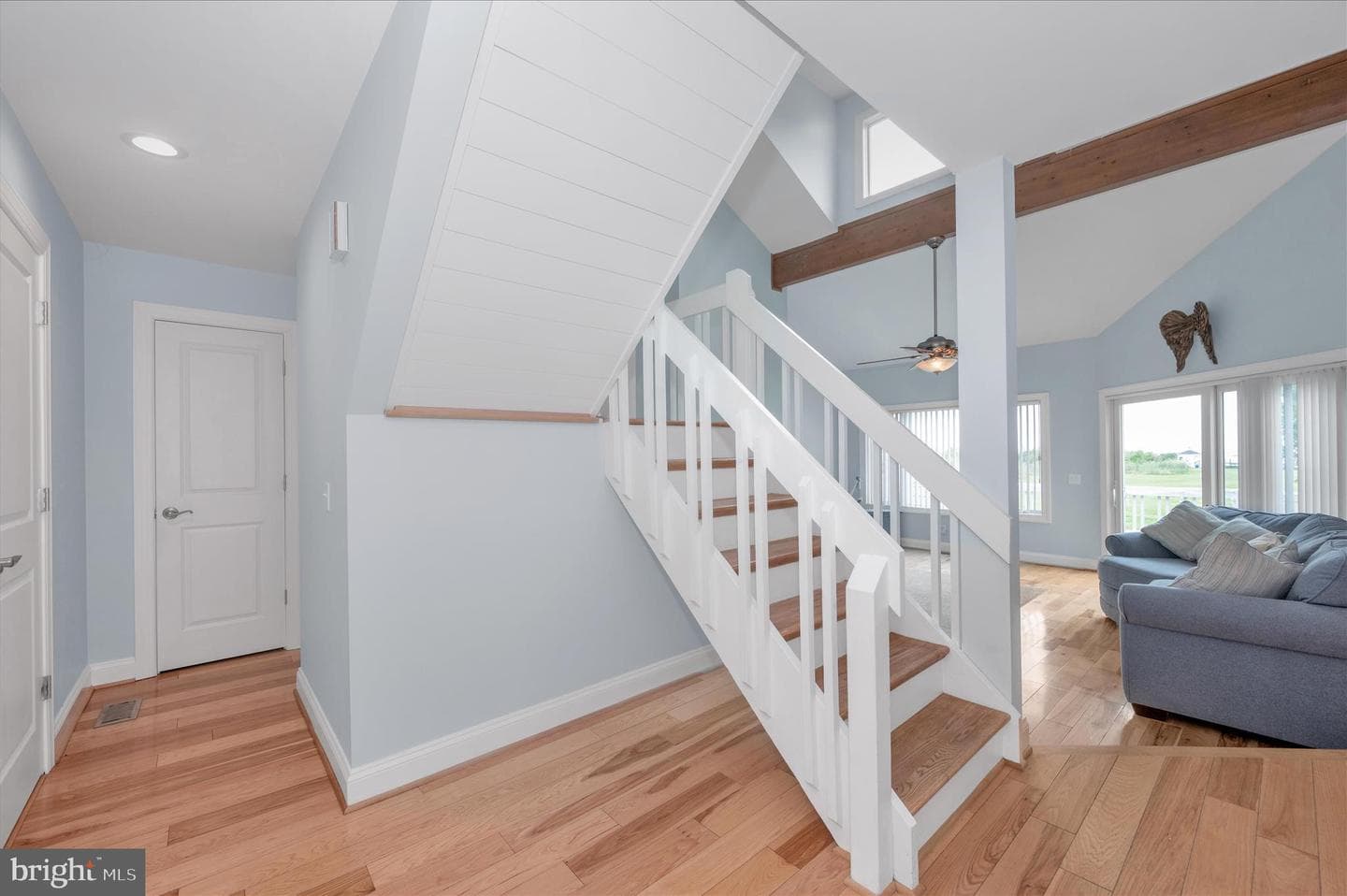 118 Bayview photo 26