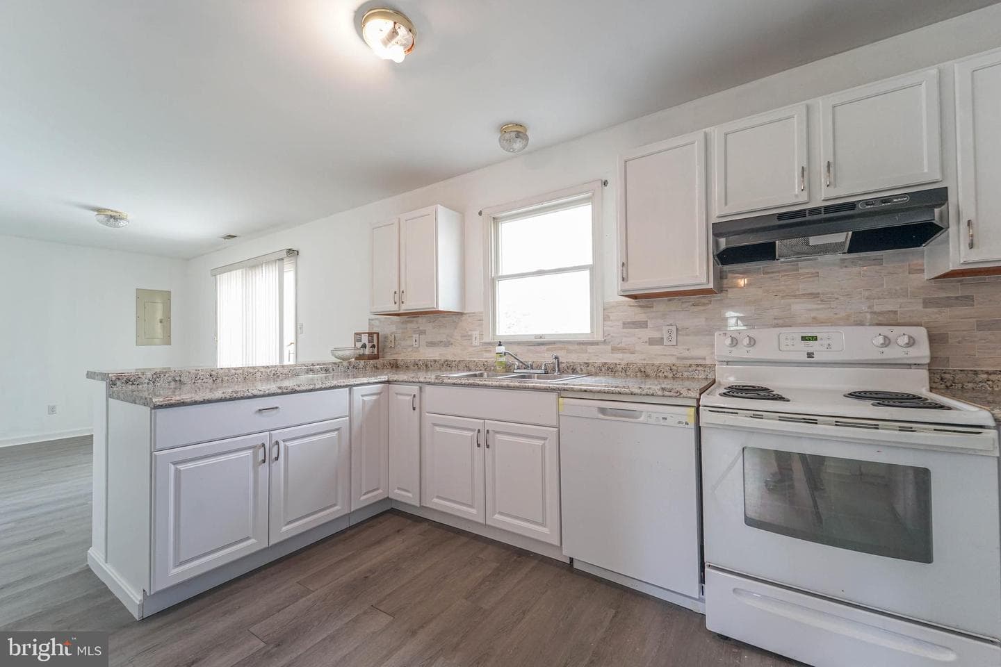 729 Davol Road photo 35