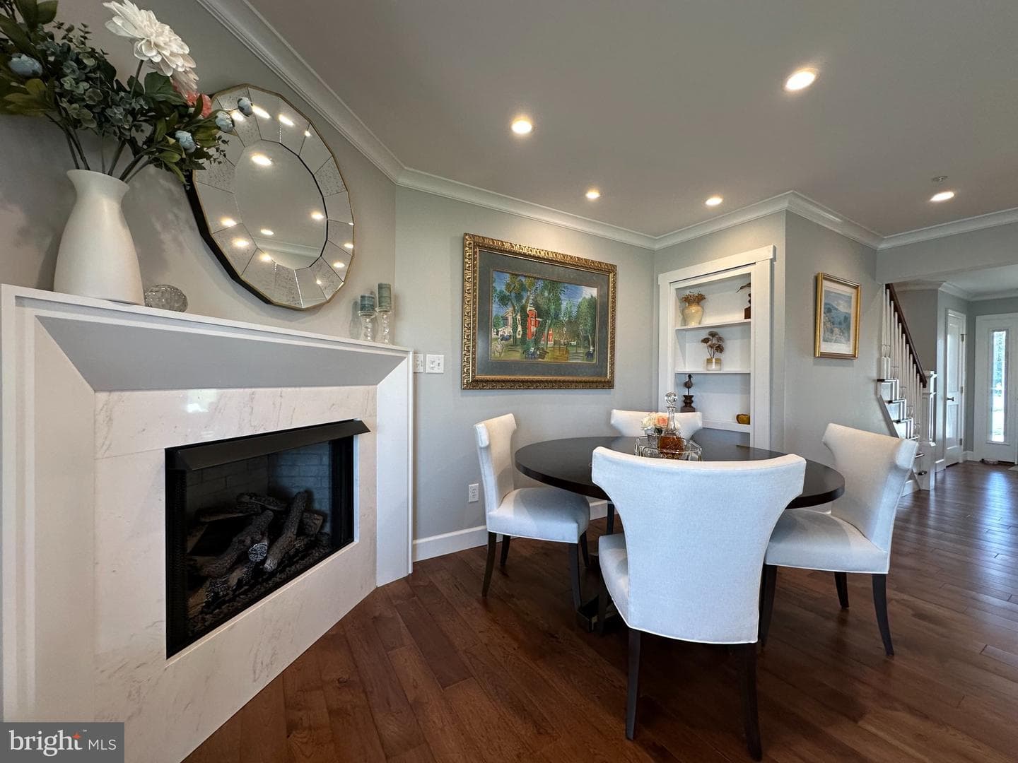29 Queen Mary Court photo 17