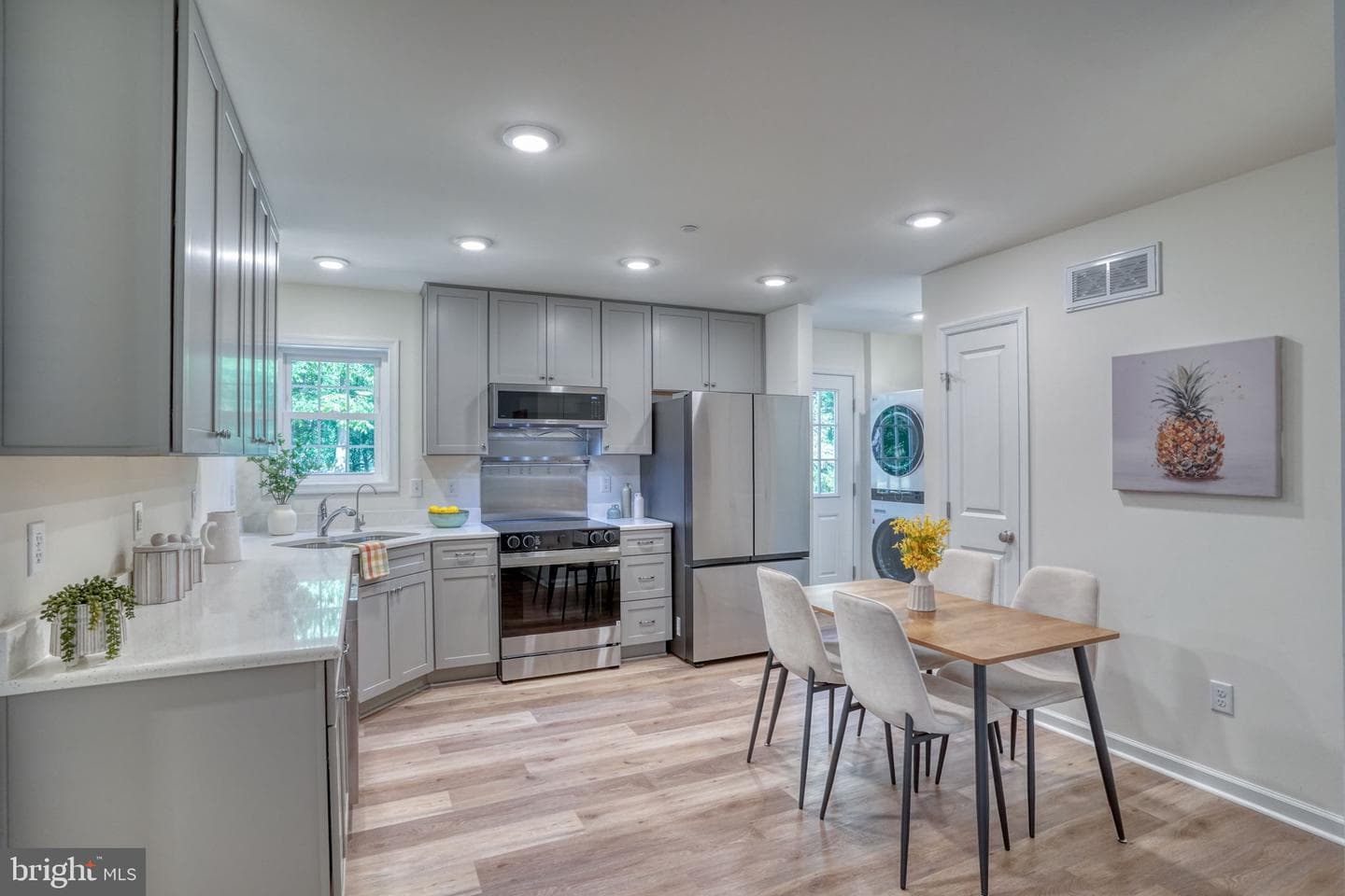 240 Merganser Dr photo 13