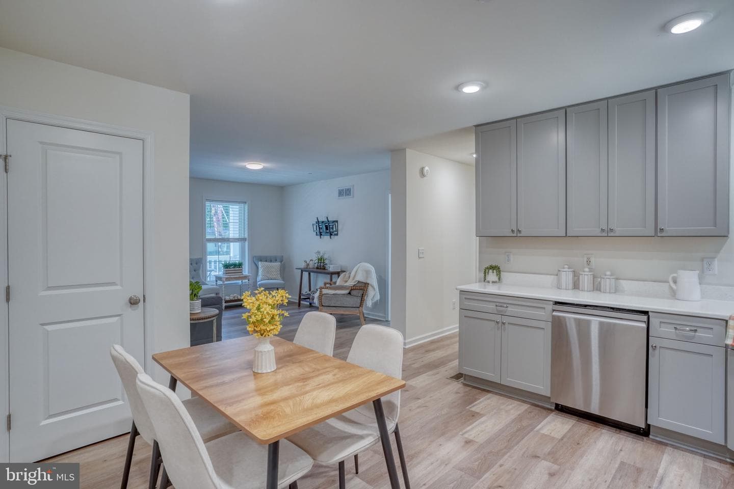 240 Merganser Dr photo 16