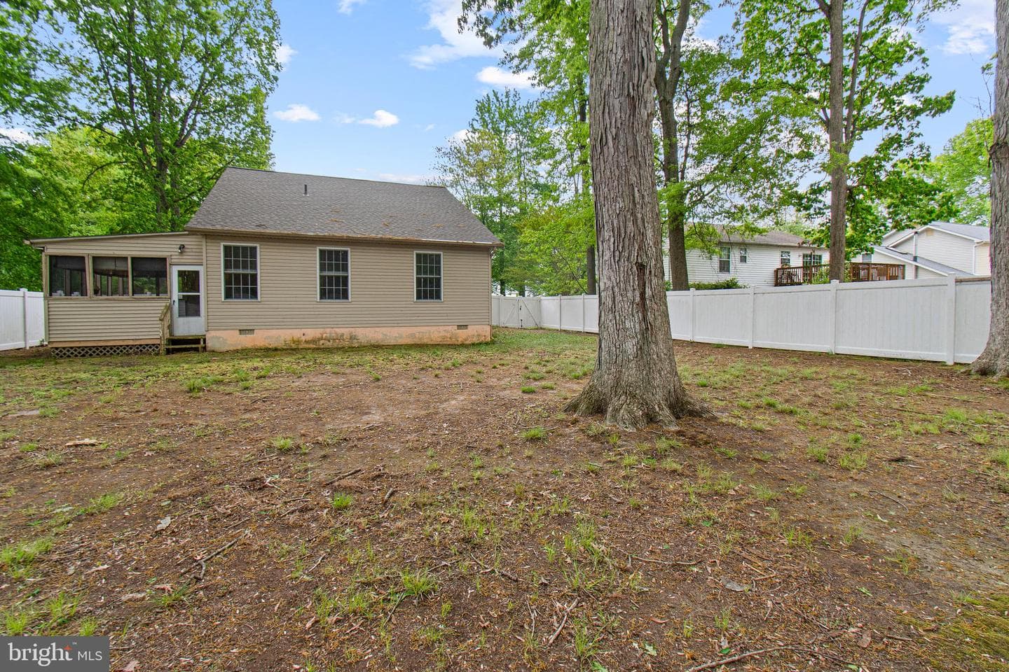 635 Davol Road photo 37