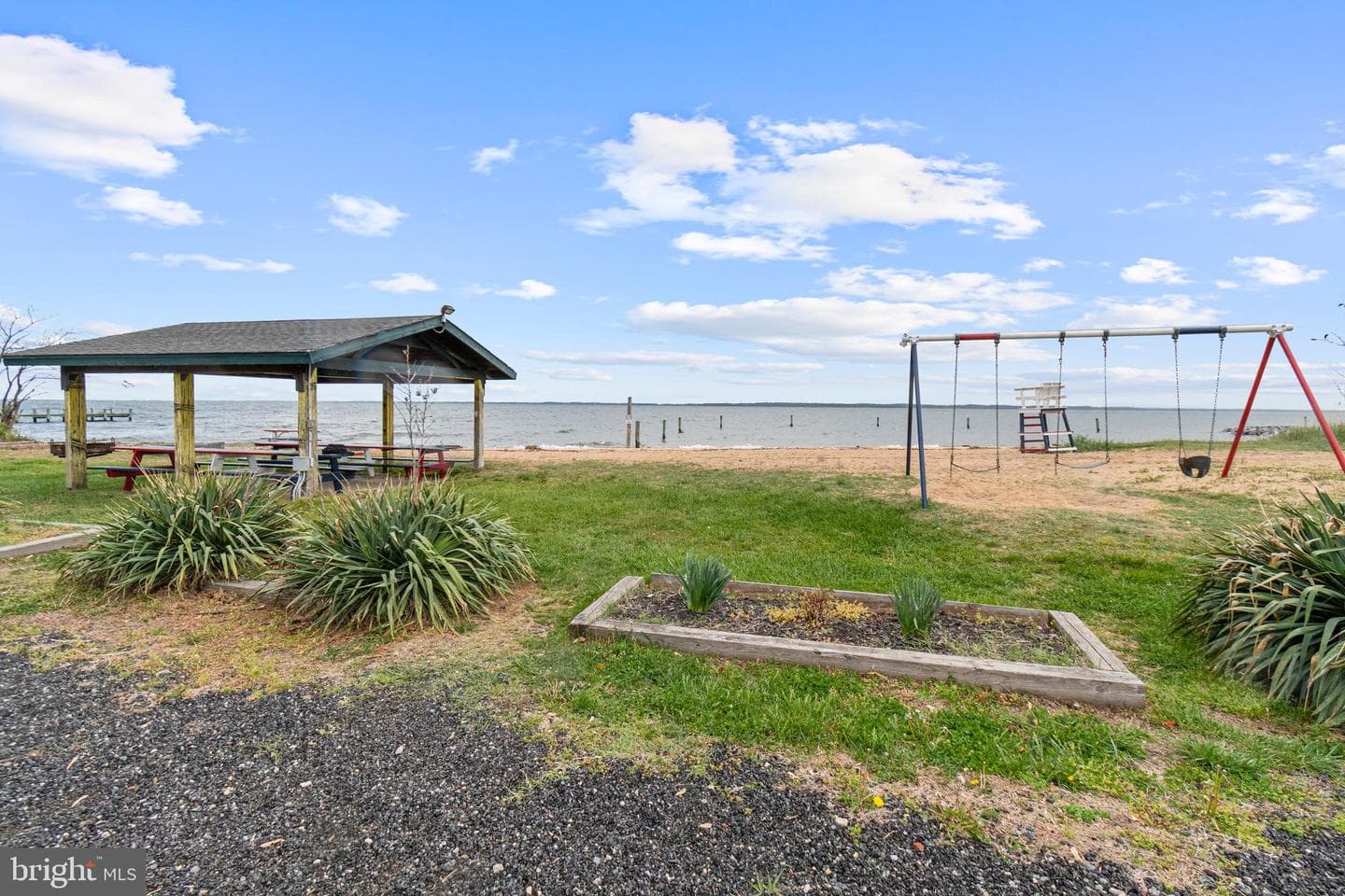635 Davol Road photo 46